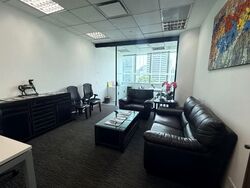 Shaw Centre (D9), Office #565576631